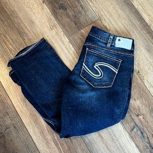 Silver Jeans Suki Capri size 33